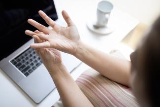 Beyond a Cut Hand: Flexor Tendon Injuries thumbnail